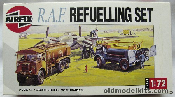 Airfix 1/76 Bedford QL and AEC Matador Tankers - RAF Refueling Set, 03302 plastic model kit